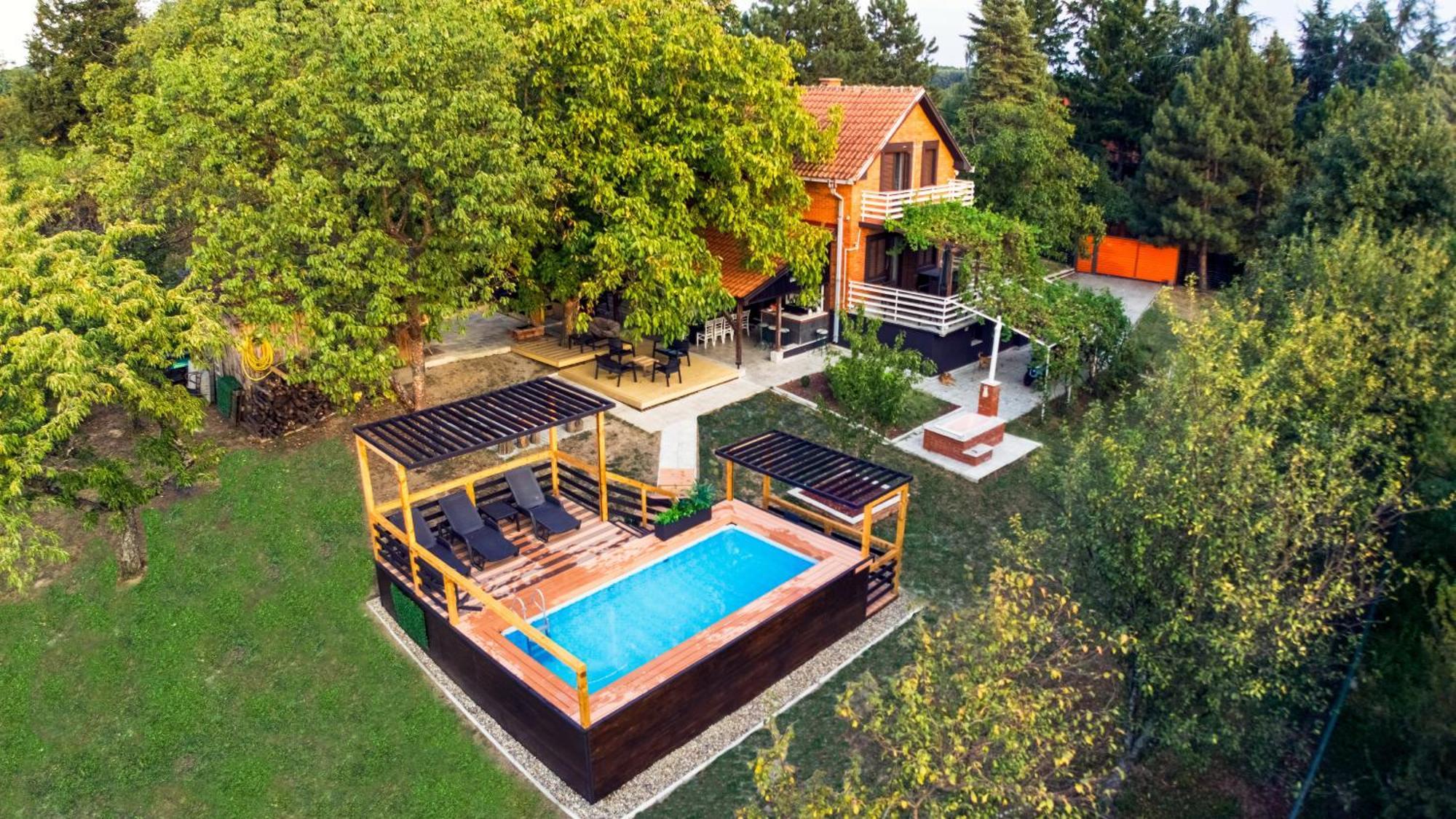 Villa Dijana - Pool, Spa, Outdoor Kitchen Belgrad Exteriör bild